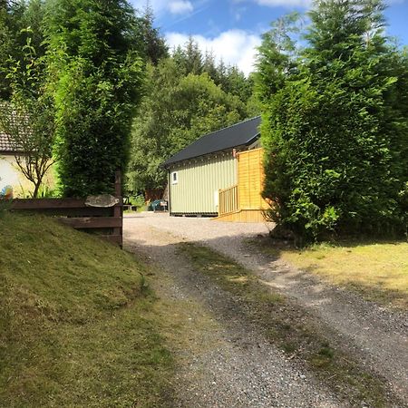 Antler Cabin At Woodlea Spean Bridge Exterior photo