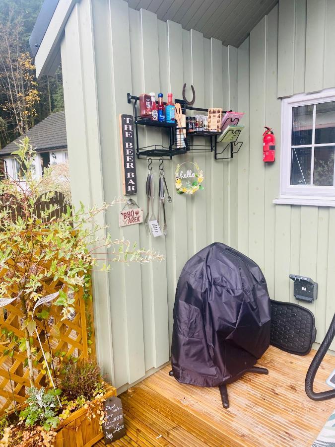 Antler Cabin At Woodlea Spean Bridge Exterior photo