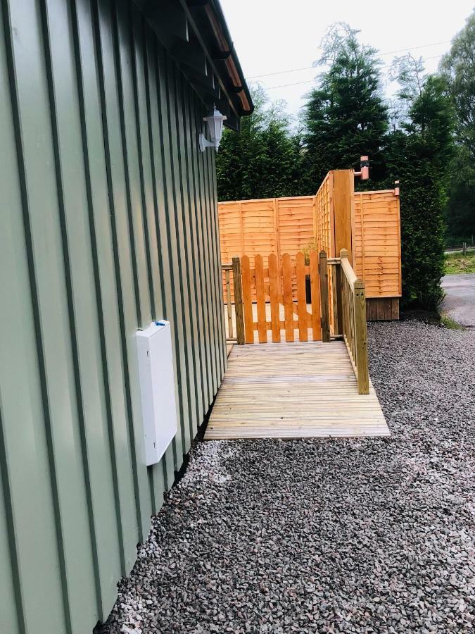 Antler Cabin At Woodlea Spean Bridge Exterior photo